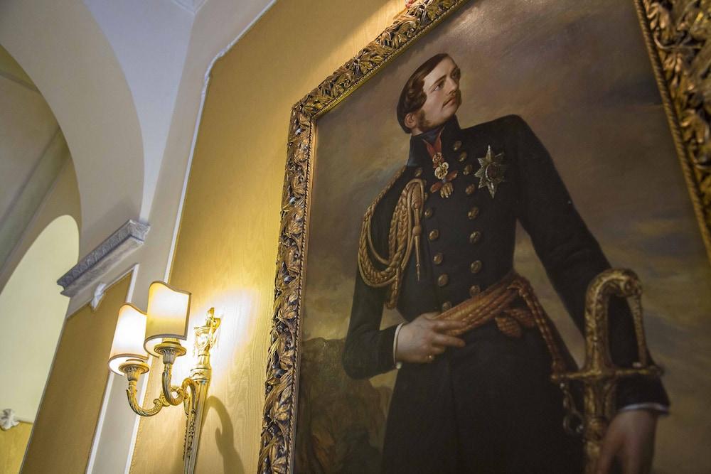 Petit Palais Hotel De Charme Милано Екстериор снимка