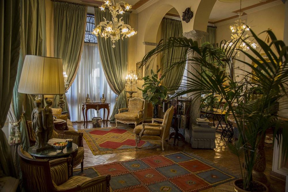 Petit Palais Hotel De Charme Милано Екстериор снимка