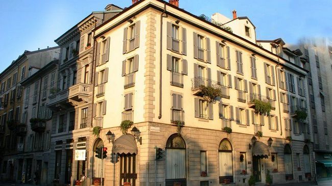 Petit Palais Hotel De Charme Милано Екстериор снимка