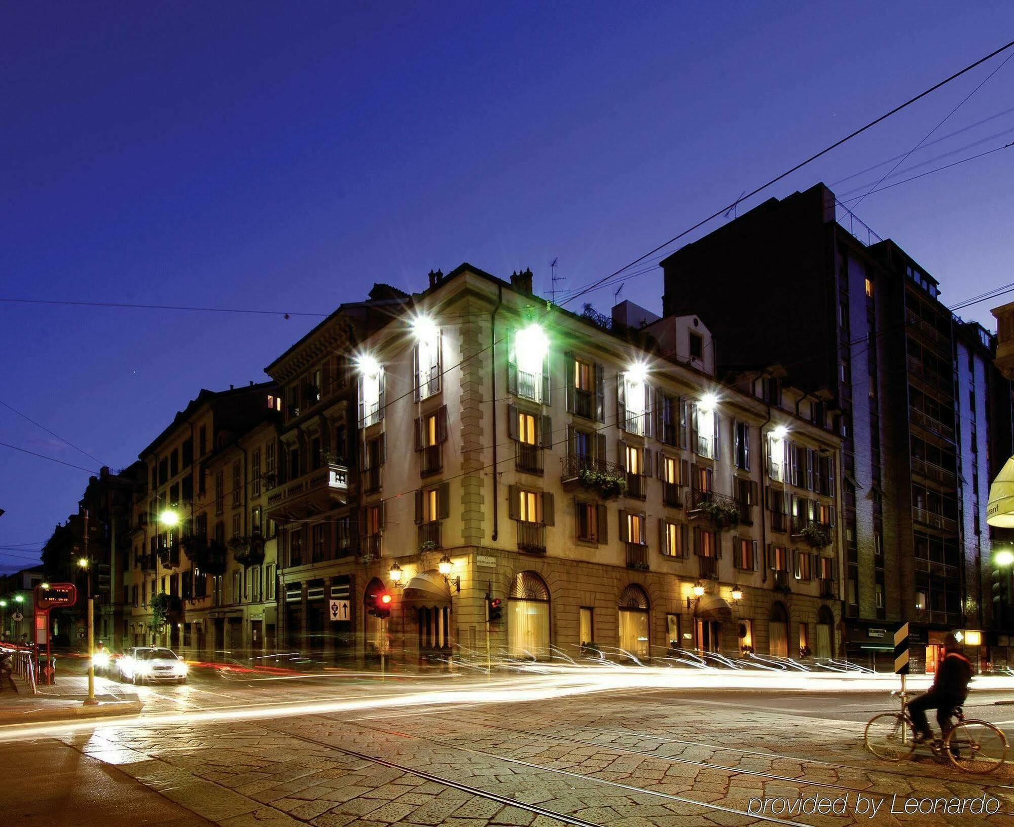 Petit Palais Hotel De Charme Милано Екстериор снимка
